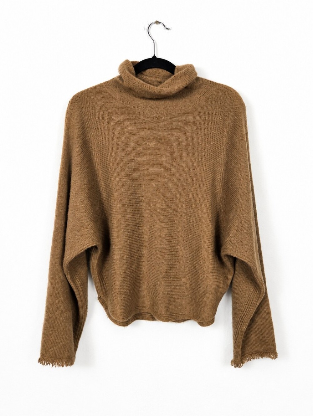 Vince Camel Cashmere Blend Turtleneck Dolman Sleeve Sweater Fringe Cuffs Medium